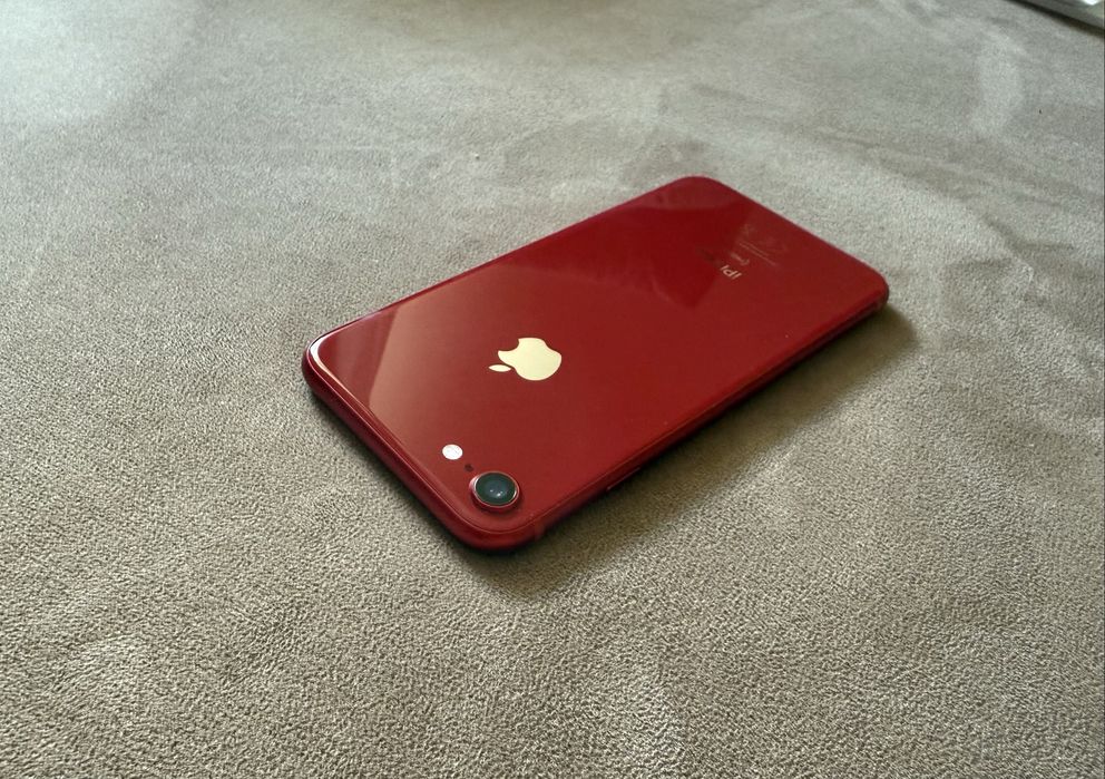 iPhone 8 Red   100%  Kondycja Baterii