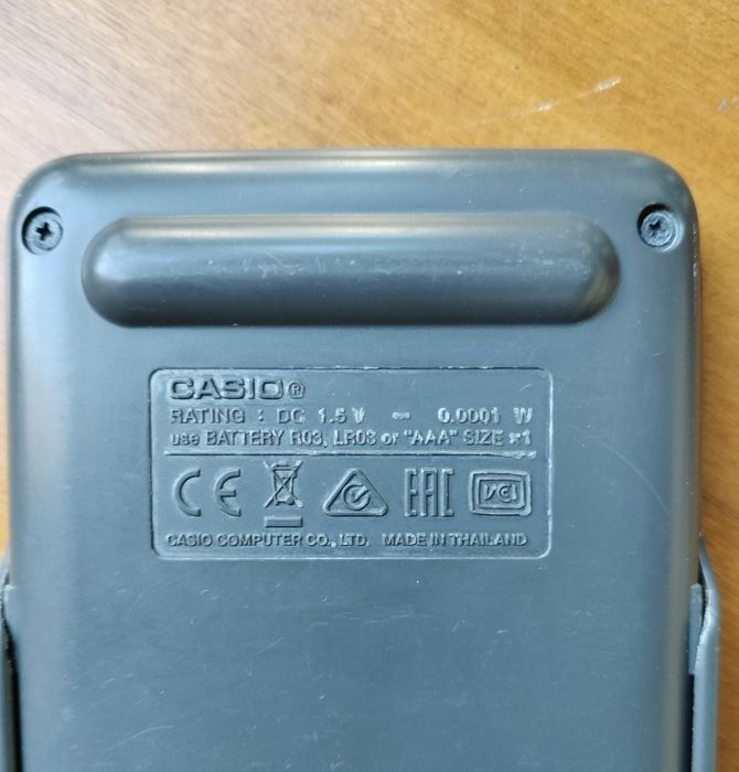 Calculadora Científica Casio fx-82MS 2nd Edition - Como Nova