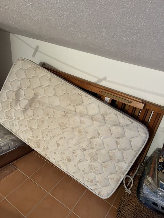 Cama para bebe/crianca ate aos 10 anos.