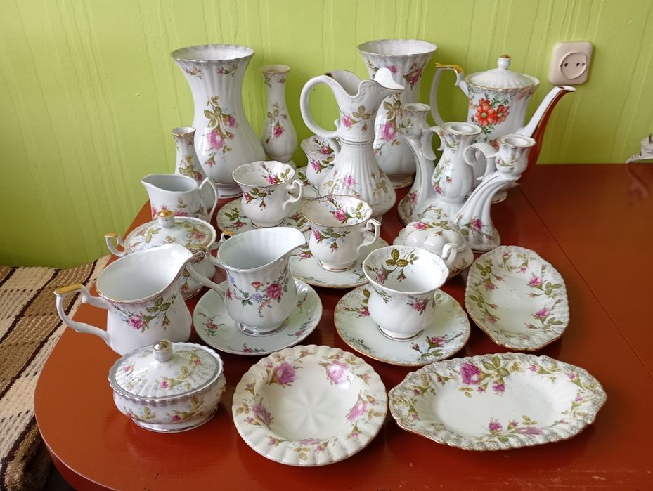 Cały zestaw-porcelana Chodzież
