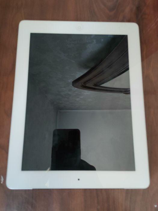 Продаю iPad 5 ??