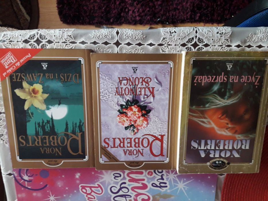 Książki Danielle Steel i inne