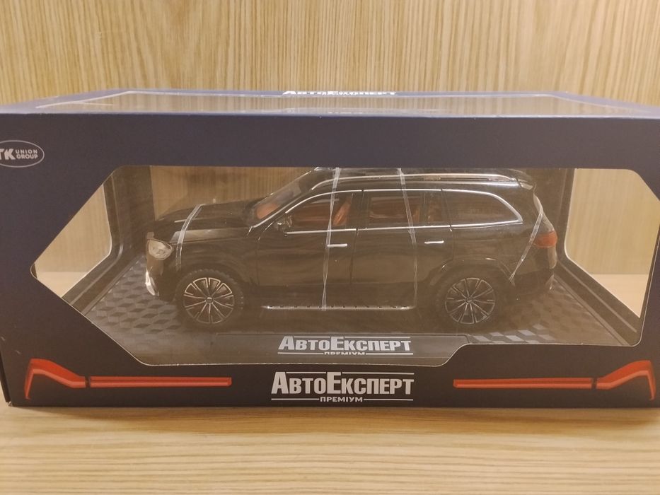 1:24 модель MB AMG GLS 63 Автоэксперт металл свет  звук, инерция 4 дв