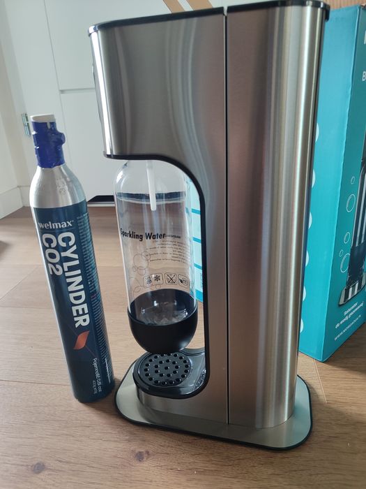 Nowy saturator MOWO AQUA z butlą