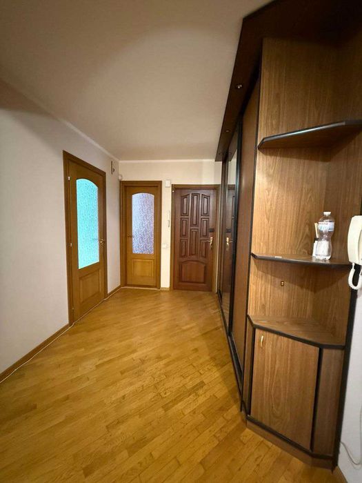 оренда 3 кімнатної квартири в районі центрального ринку