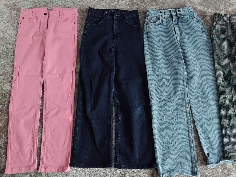 Одяг пакетом для дівчинки 9-10 років