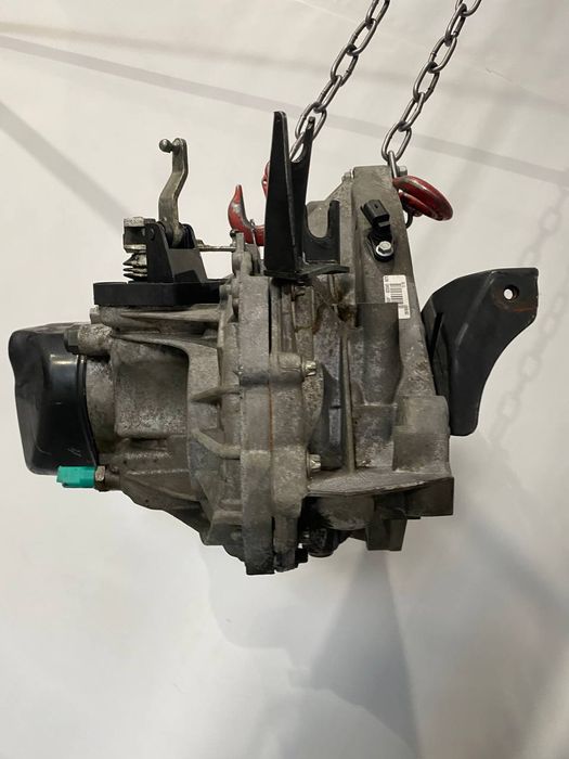 КПП коробка передач 1.5DCI 8V Nissan Almera Classic N17