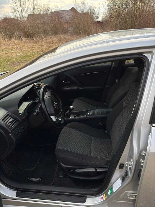 Toyota Avensis 2011 2.2d D4D