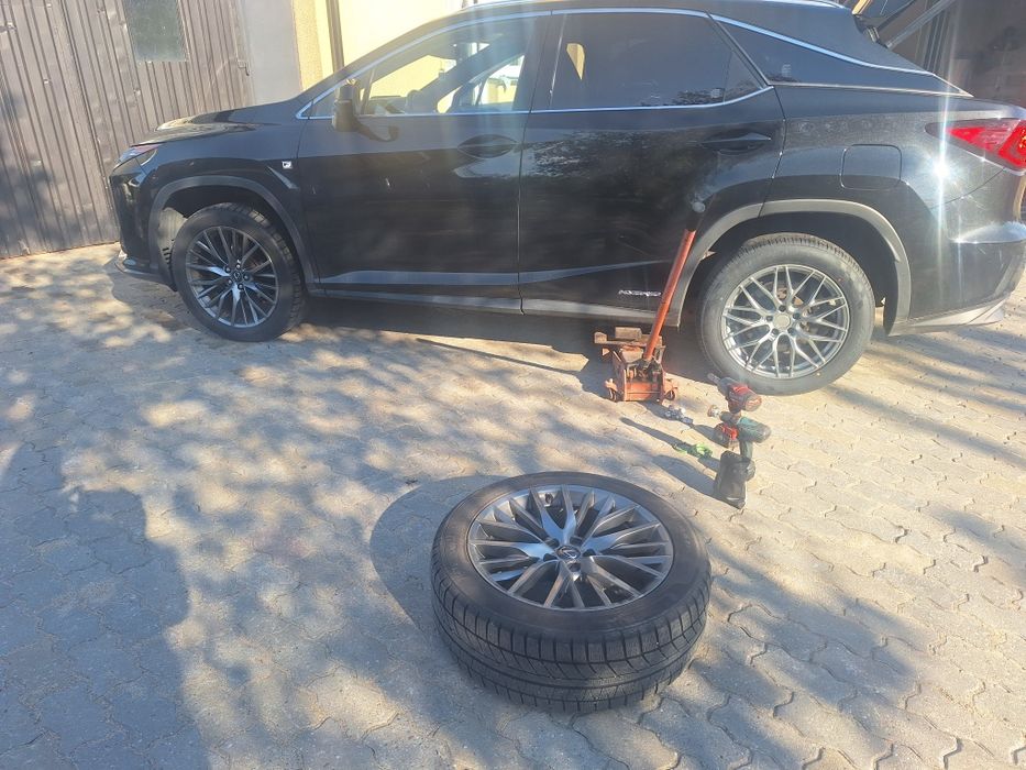 5x114,3 255/50/19 nowe Lexus koła lato