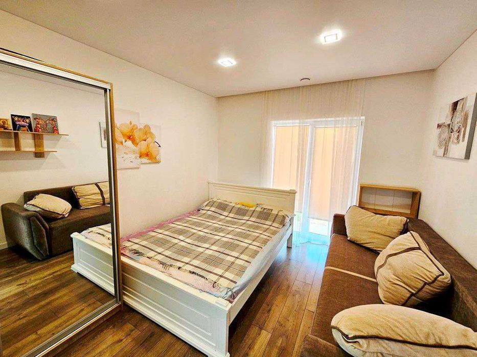 Продається новозбудований сучасний одноповерховий будинок з ремонтом.