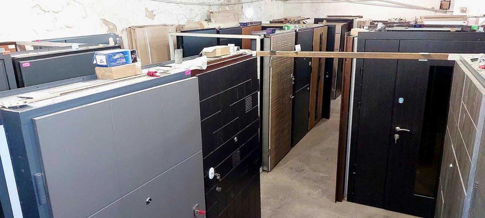 Металлические входные броне двери бу и новые вхідні металеві двері
