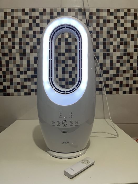 Ventilador Qilive com LED + controlo