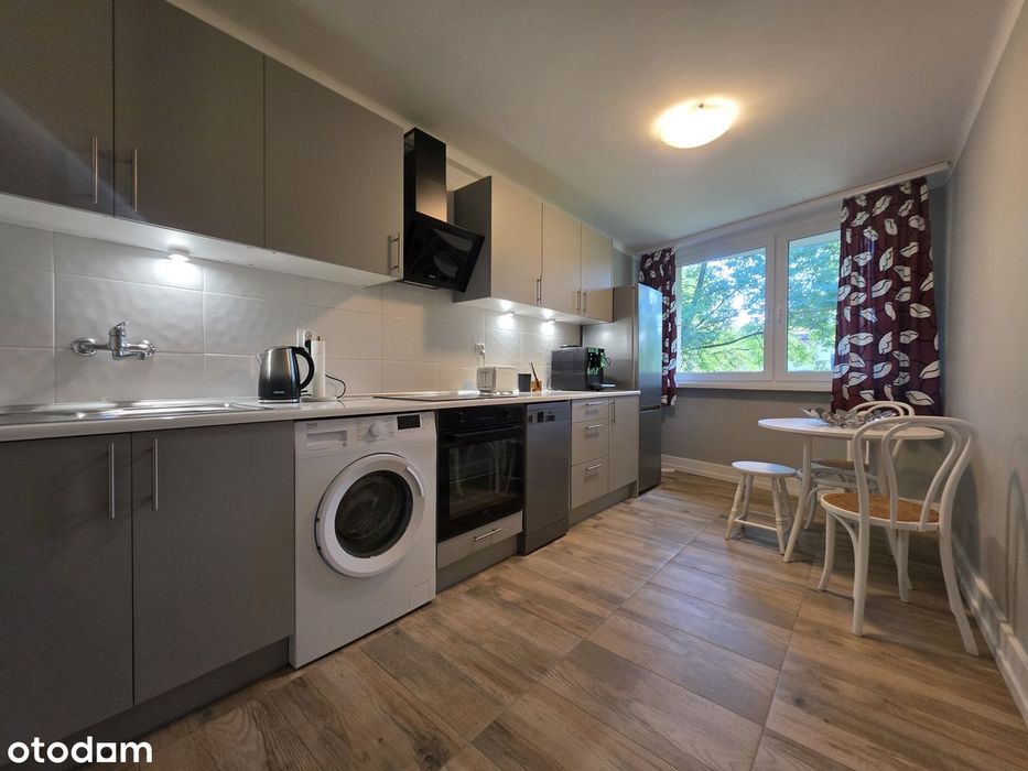Katowice Brynów ul.Mikołowska- 2 pokoje, balkon, komórka.
