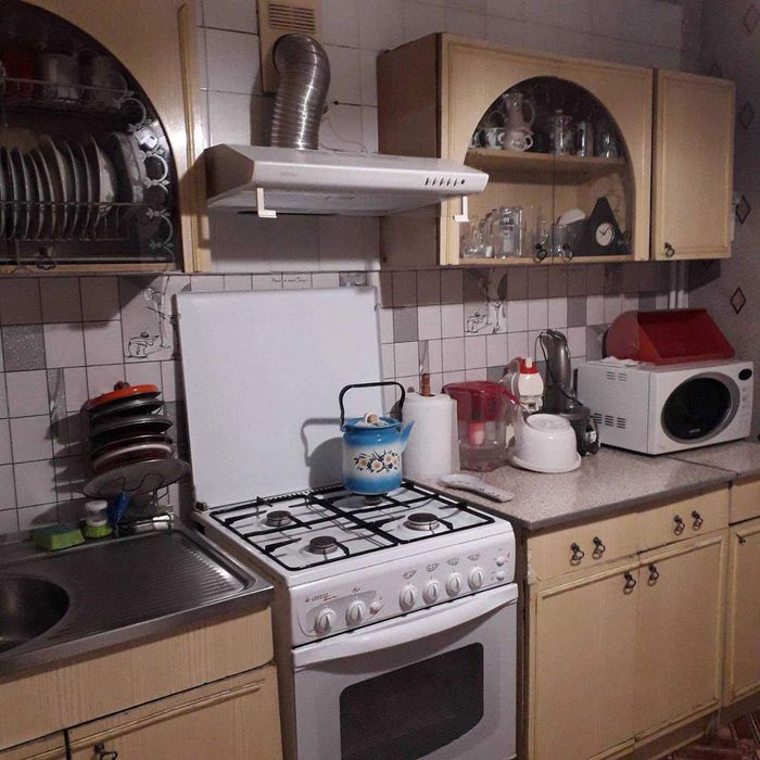 Продам 2х ком. кв-ру на Бородинском, ул. Сагайдачног(Бородинская )9/99