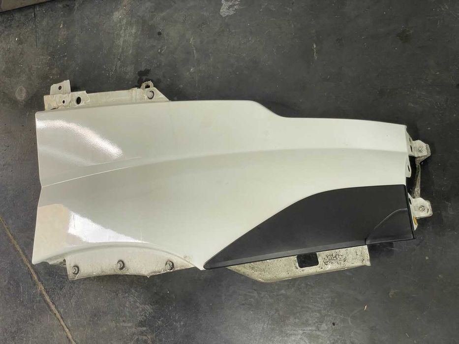 Крило Iveco Daily 2018 рік