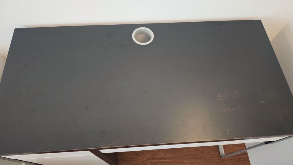 Secretária IKEA modelo MICKE