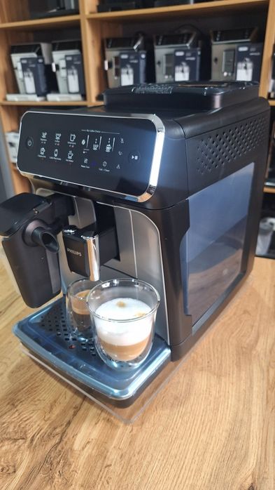 Кавомашина Philips LatteGo