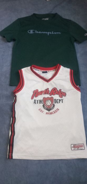 Продам дитячий одяг