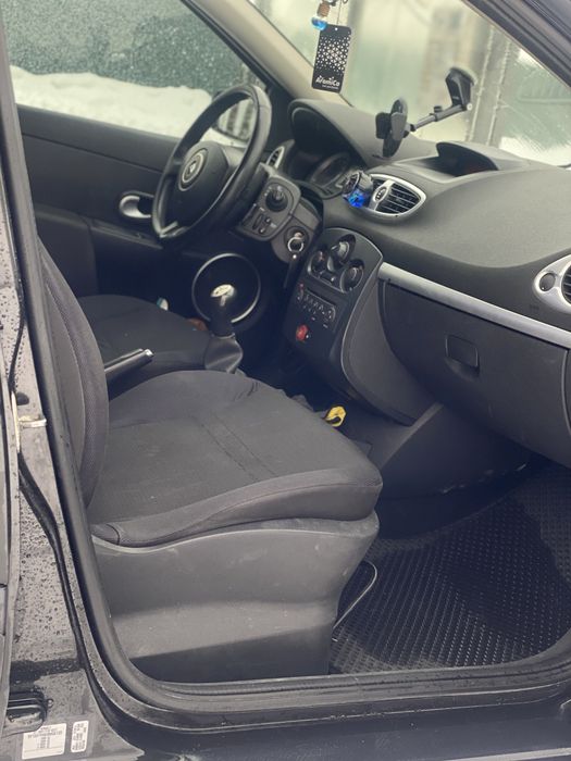 Продам кліо 1.2 бензин