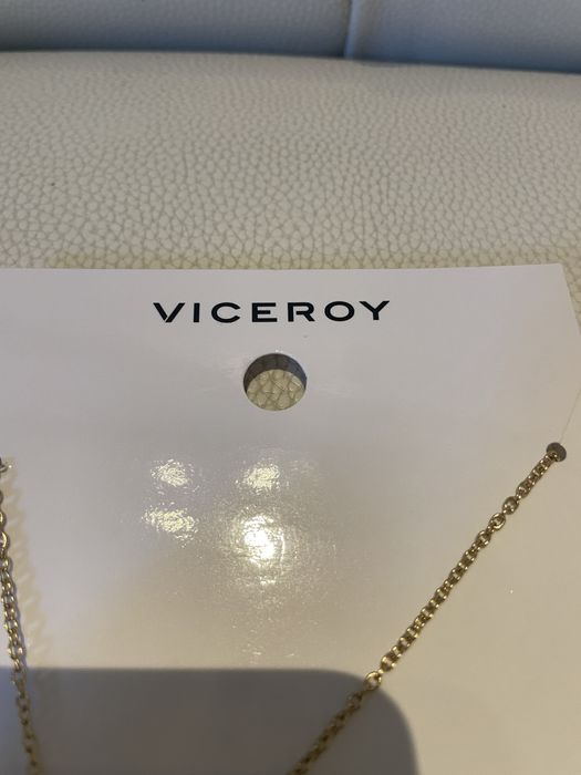 Viceroy fio dourado com arvore da vida
