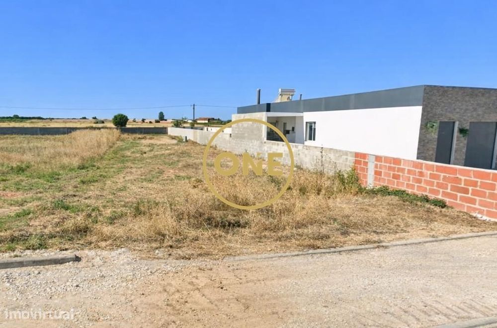 Venda Terreno — Alpiarça, Santarém