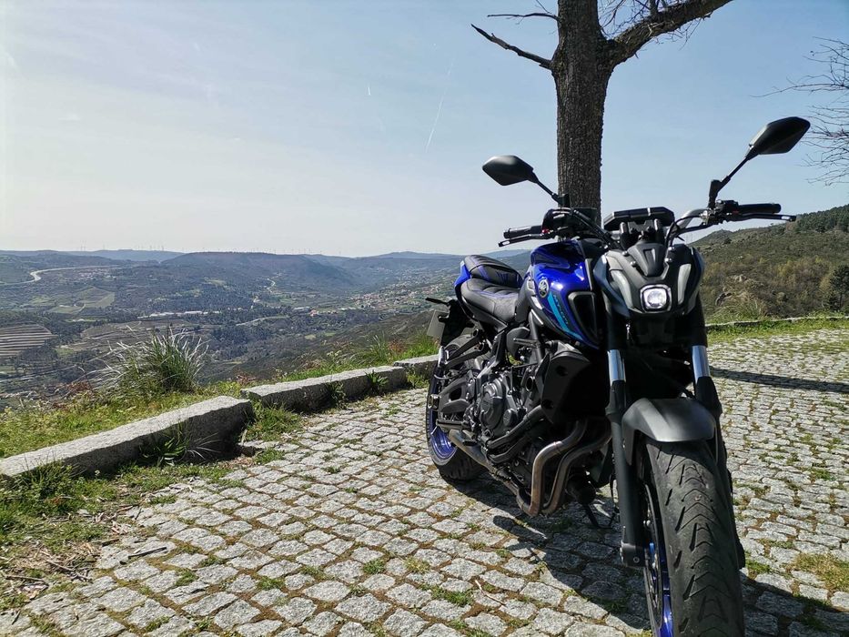 Yamaha MT-07 imaculada