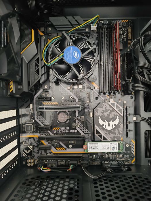 Computador Torre Asus