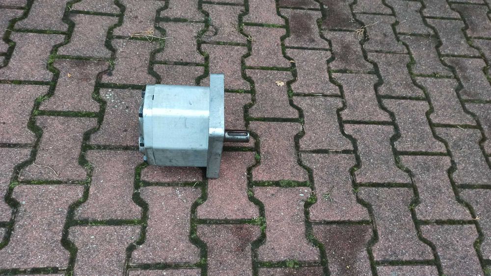 Pompa Hydrauliczna 80 Litrów Łuparka Do Drewna Prasa Rębak Hydrauliczn