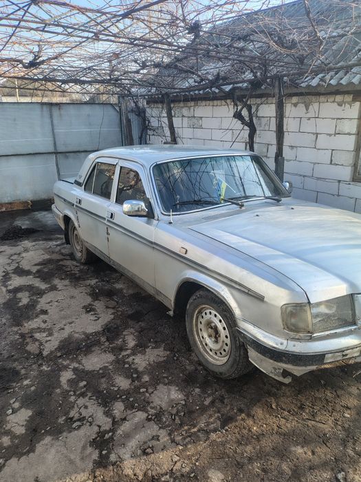 продам автомобіль Волга 3110