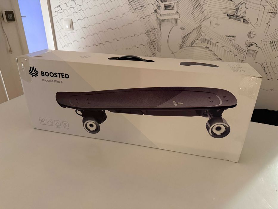 Skate Boosted Mini X — excelente estado + ShredLights