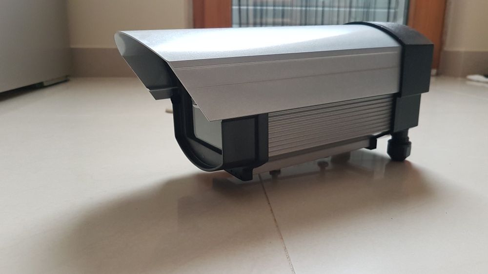 WH5 Caixa estanque para camera de vigilância .21×25 Novas