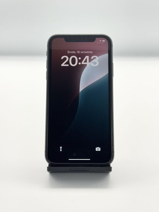 iPhone 11 | 64GB | Black