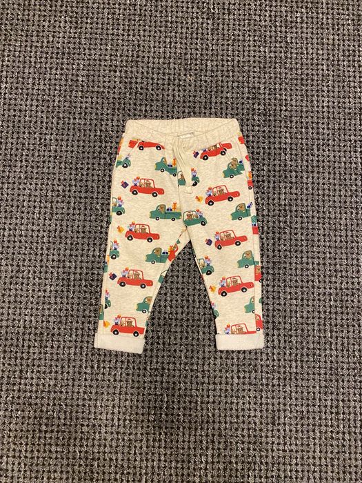 Spodnie joggersy ocieplane w pojazdy swiateczne h&m 92