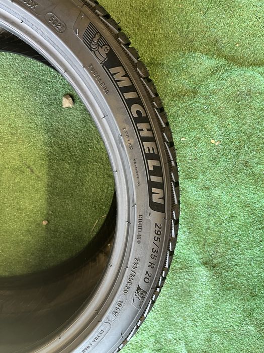 2x295/35R20 Michelin Pilot Alpin