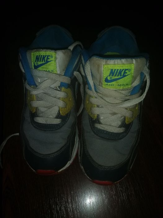 Дитячі кросівки, фірмові.