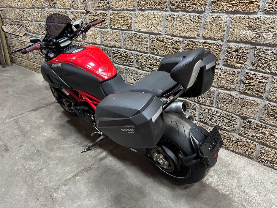 Ducati Diavel Carbon