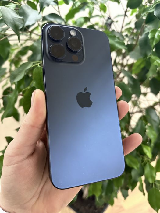 Продам Айфон 15 Pro Max