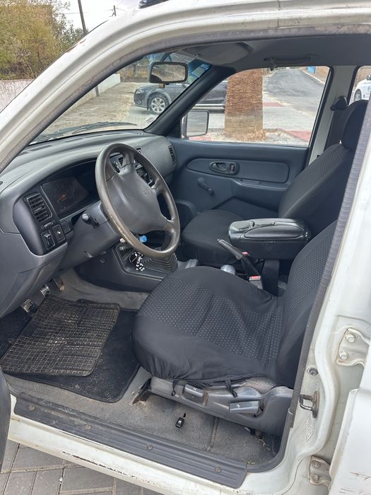 Carrinha mitsubishi l 200 5 lugares