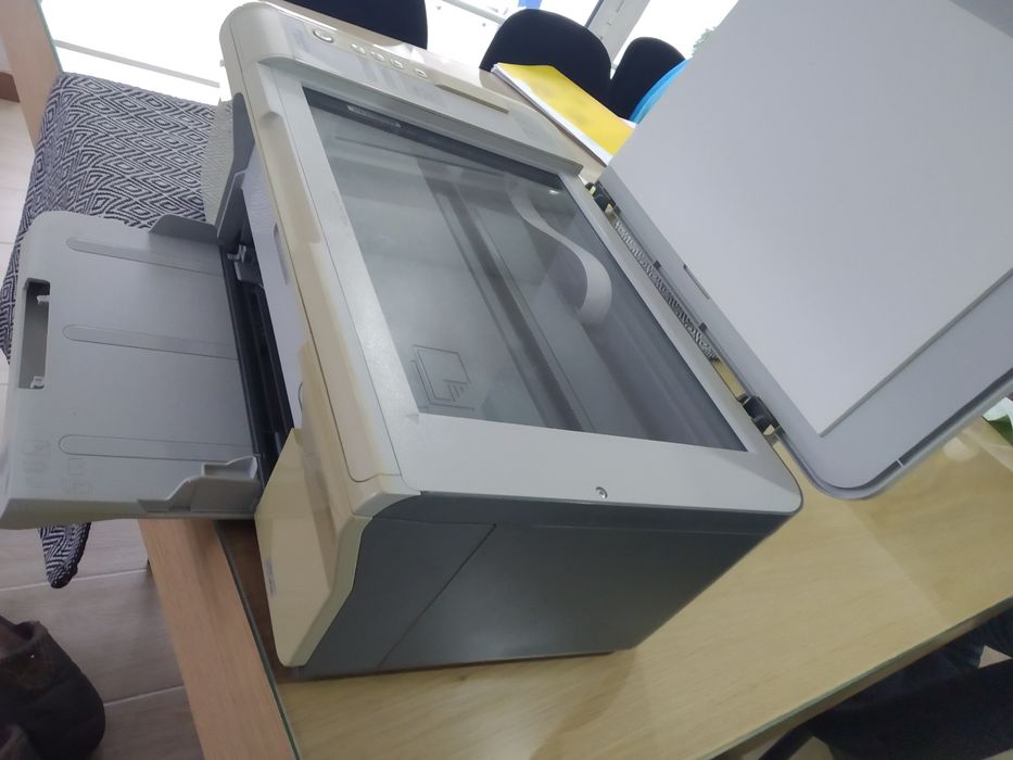 Impressora HP F4210 all-in-one multifunções