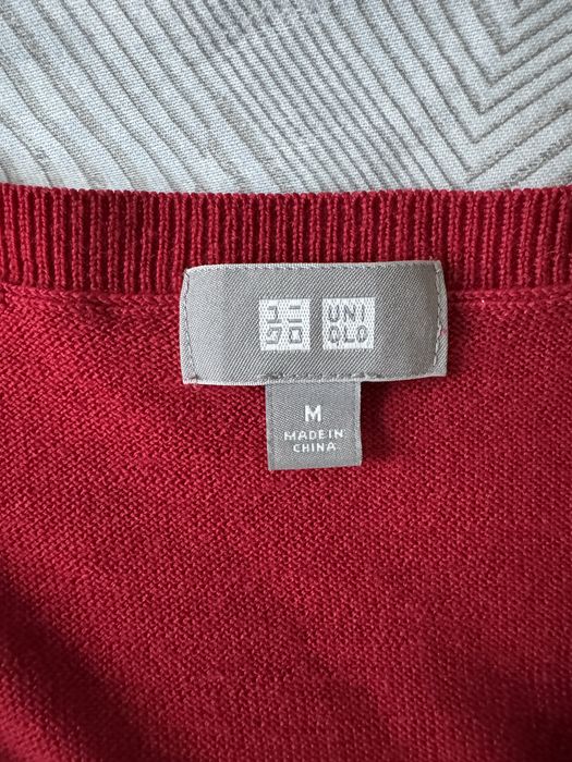 Cветр Uniqlo