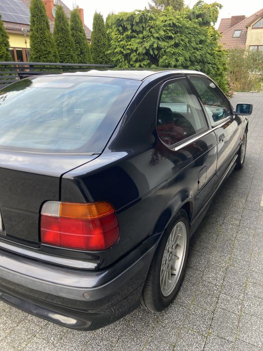 BMW E36 COMPACT 316i 1.9L 2000.r
