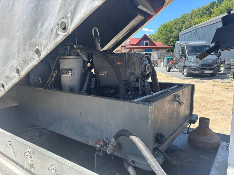 Urządzenie do piaskowania, sodowania, szkiełkowania.