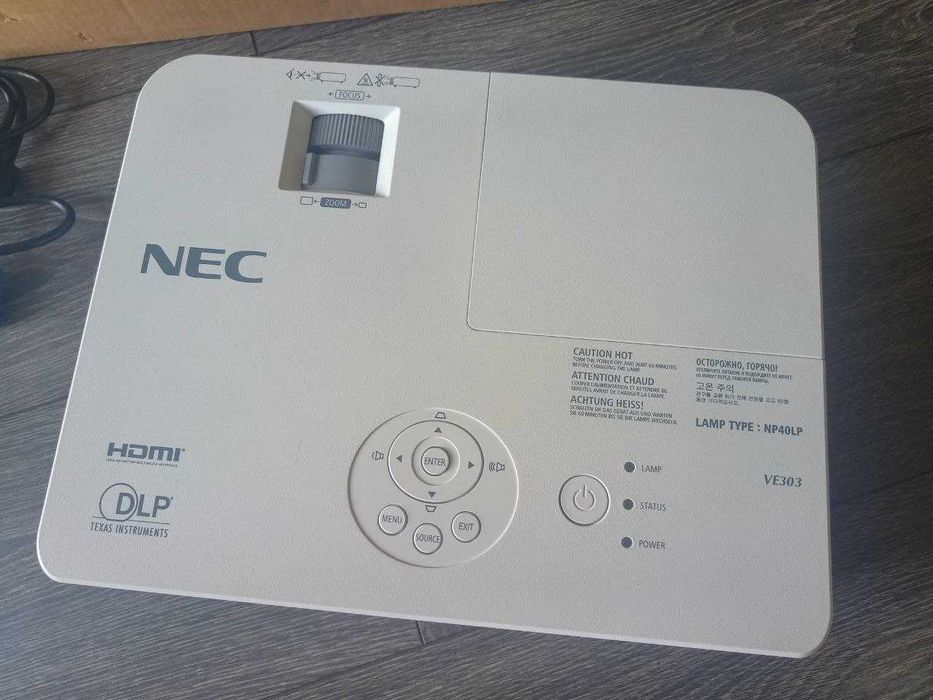 Новый проектор NEC NP-VE303