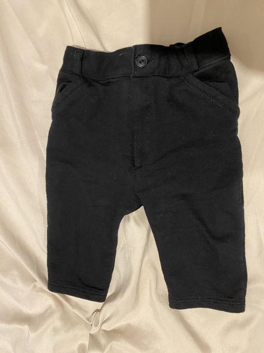 Czarne eleganckie spodnie 62 na chrzest