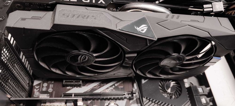 Komputer gamingowy do grafiki / Ryzen 5 / GTX 1650 / 32GB RAM / 8,5TB