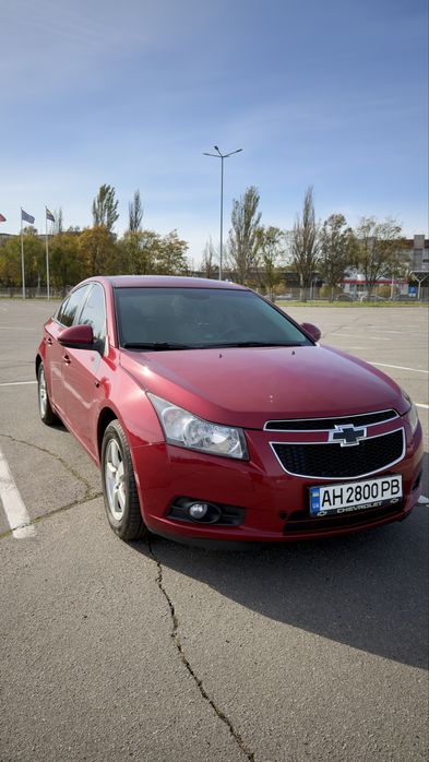 Chevrolet Cruze LS  2011 ,1.6 економний