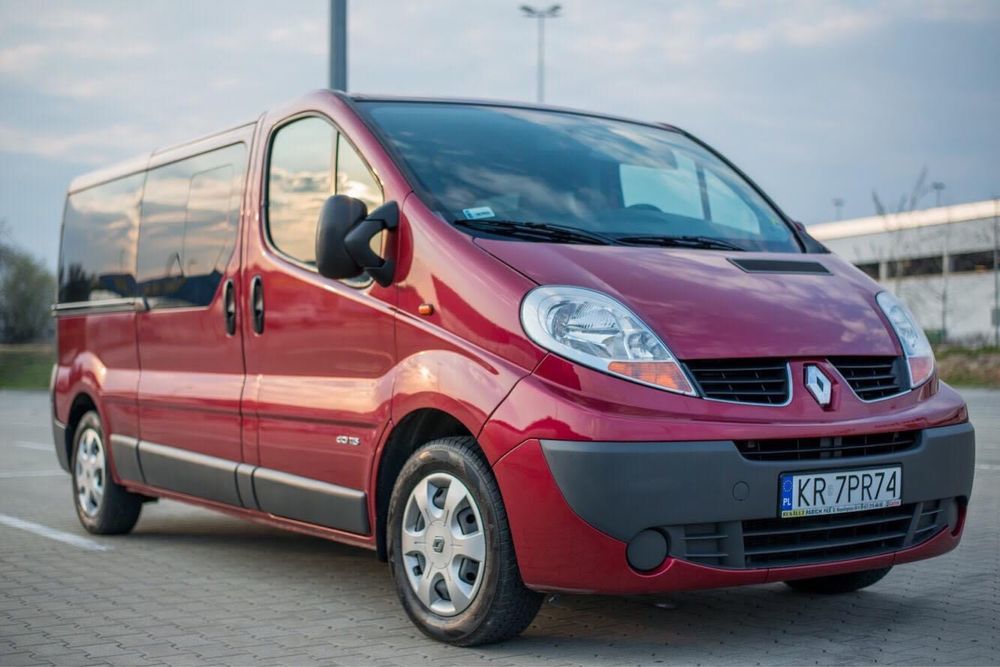 Tanio Wypożyczalnia samochodów Bus 9 osób Wynajem Kraków