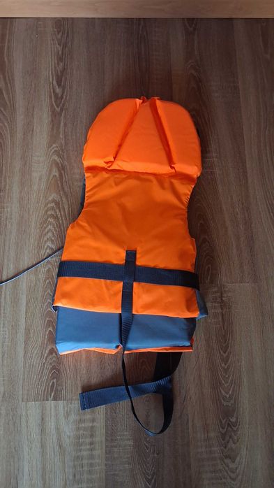 Kamizelki Ratunkowe (kapoki) Tribord 100 Newtons Decathlon