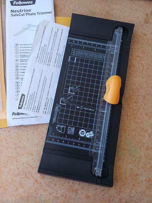 Cortador de papel como novo