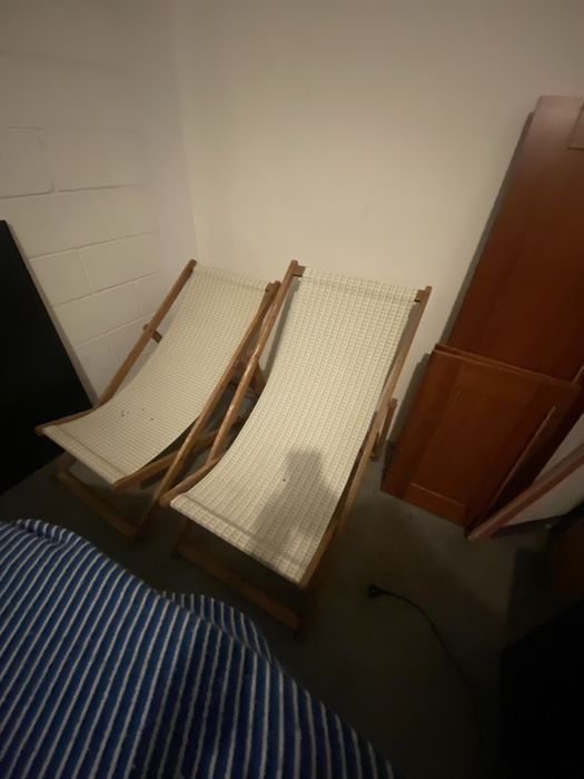 Espreguiçadeiras de madeira